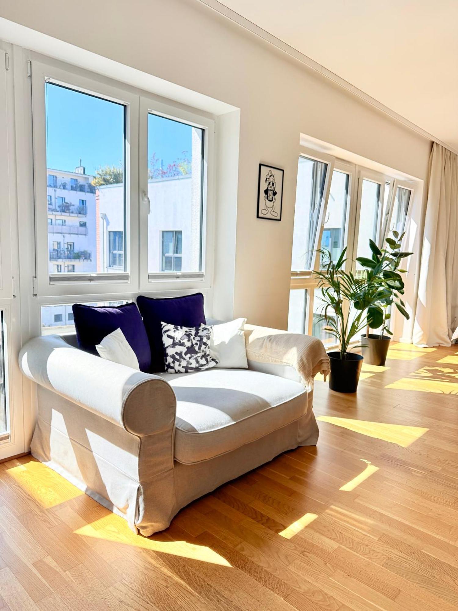 Art Loft Modern Und Erstklassig In Lage Lejlighed